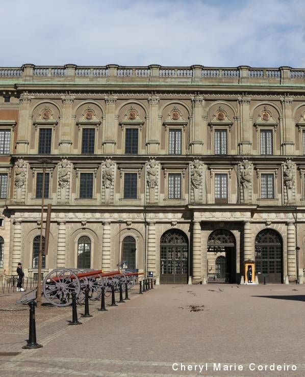 Stockholm Royal Castle, a few minutes after the Changing of the Guards